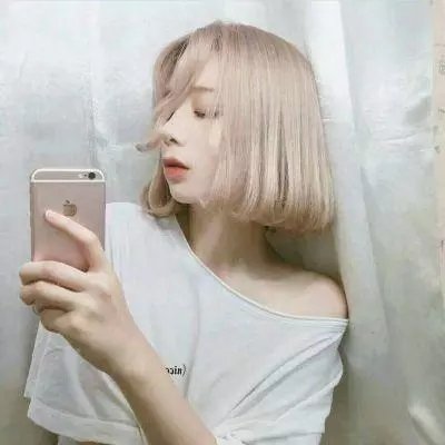 金爪女郎 封面
