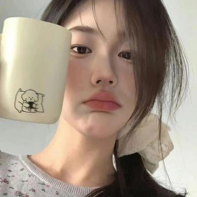 穷得漂亮 封面